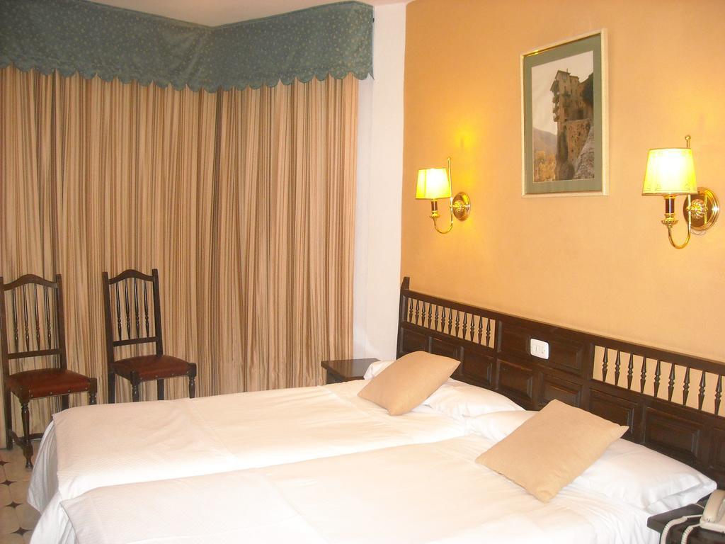 Hostal Residencia Avenida Cuenca  Exterior foto