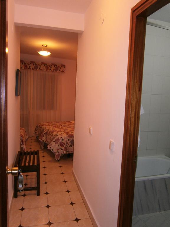Hostal Residencia Avenida Cuenca  Exterior foto